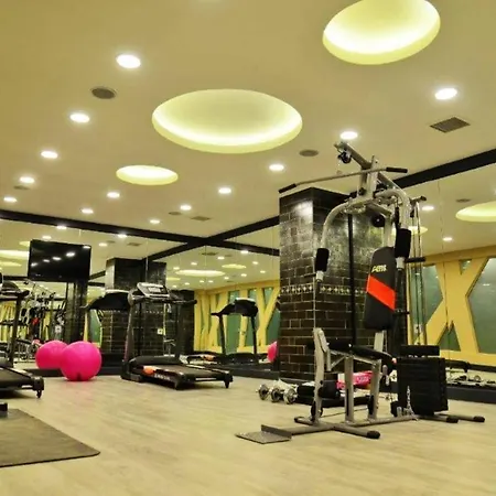 Apartment Duplex: Pool/gym/sauna & Sea View *